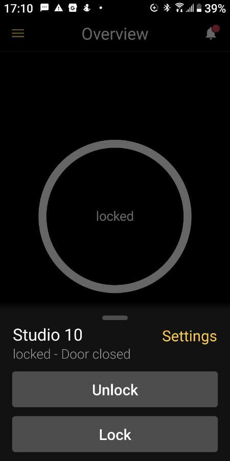 Studio 10 บุชเตนี ภายนอก รูปภาพ